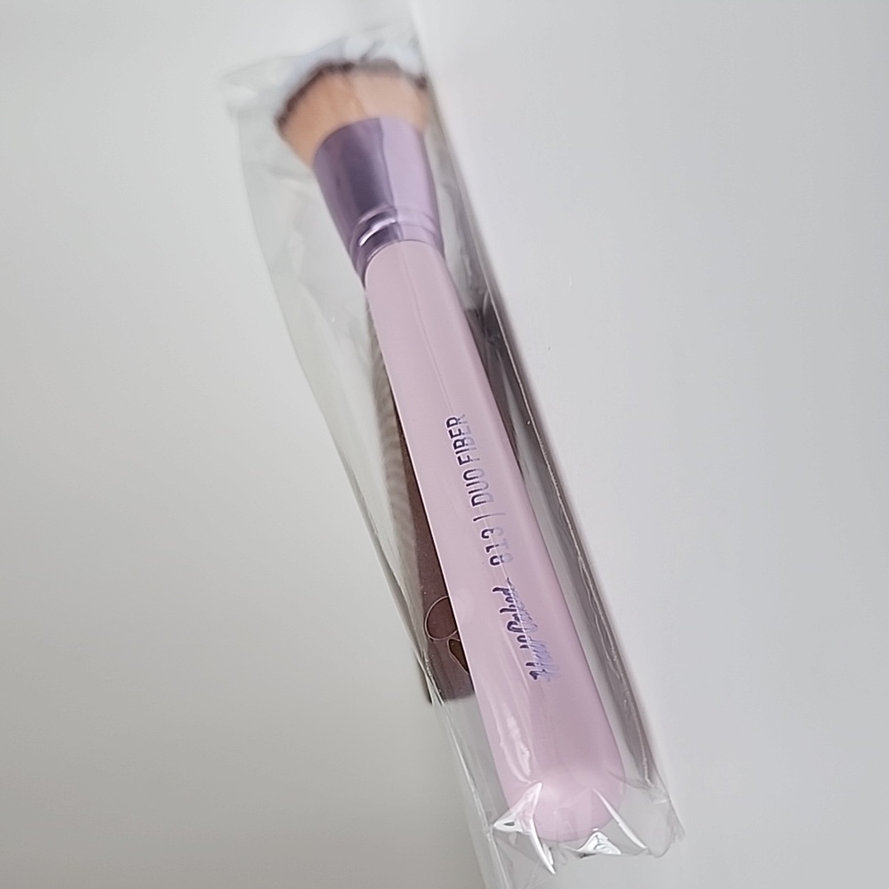 Half Caked 813 Duo Fiber Makeup Brush
